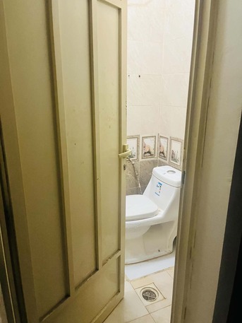 Al Thuqbah, Villas, SAR 900,  Furnished,  One Room Available For Executive Male Bachelor Person