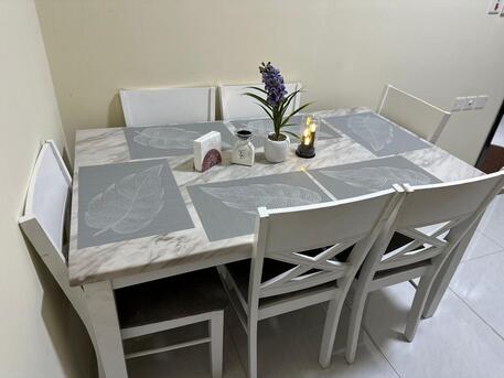 Jeddah, Free Items, SAR 400,  Dining Table(6chairs)