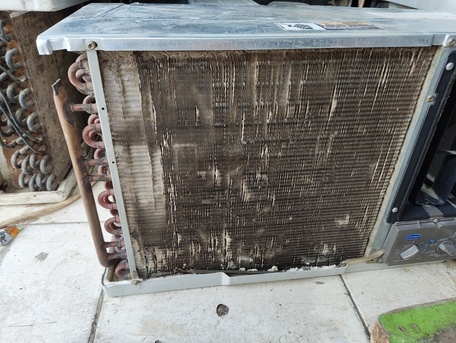 Riyadh, Furniture, MOVING OUT SALE &ndash; (Bedroom Set, Fridge, Smart TV, AC)