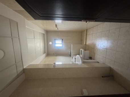 Manama, Offices, BHD 200,  1234 Sq. Meter,  Two Bedroom Spacious Commercial Apartment For Rent In Jerdab Near Roundabout @exclusive