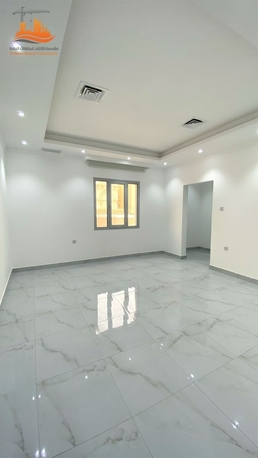 Salmaniya, Apartments, Flats, Houses & Villas, BHD 160/year,  1 BR,  1 BHK FLAT VERY SPACIOUS WITH EWA