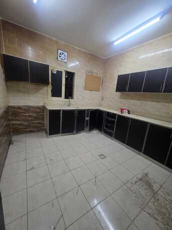Khobar, Apartments, Flats, Houses & Villas, SAR 25500/year,  3 BR,  3 Bedrooms, A Living Room, 2 Bathrooms, And A Kitchen, Fast Floor  Elevator, Available