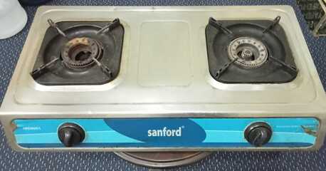 Jeddah, Household Items, SAR 350,  Urgent Sale &ndash; Gas Stove With Cylinder, Pipe & Regulator