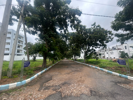 Hyderabad, Residential Plots, INR 42000,  318 Sq. Yard,  Plots Near Airport In The Gated Community 