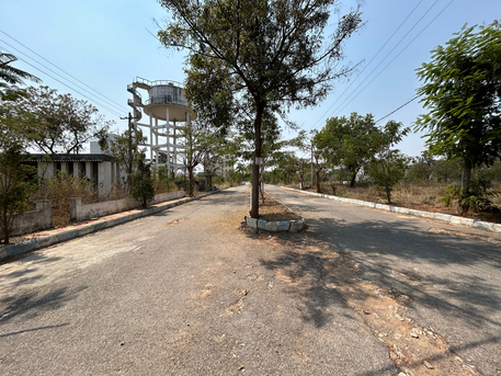Hyderabad, Residential Plots, INR 42000,  318 Sq. Yard,  Plots Near Airport In The Gated Community 