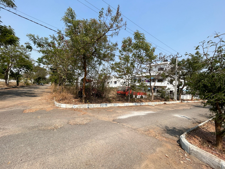 Hyderabad, Residential Plots, INR 42000,  318 Sq. Yard,  Plots Near Airport In The Gated Community 