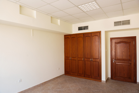 Manama, Offices, BHD 350,  129 Sq. Meter,  Perfectly Suited Commercial 2BHK And Office For Rent - Seef