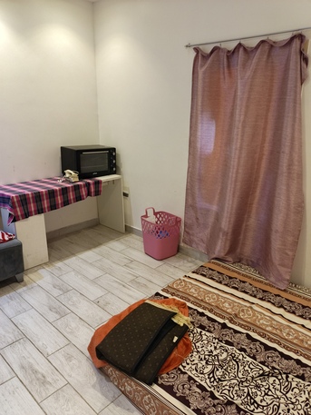 Jeddah, Rooms for Rent, SAR 800/month,  Furnished,  Room Available