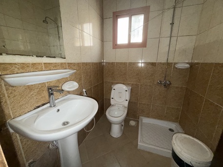 Salmaniya, Apartments, Flats, Houses & Villas, BHD 155/month,  2 BR,  2 Bedroom Flat For Rent Without Ewa