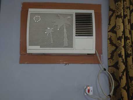 Hidd, Air Conditioners, BHD 50,  Pearl And Gree Piston AC 2 Ton