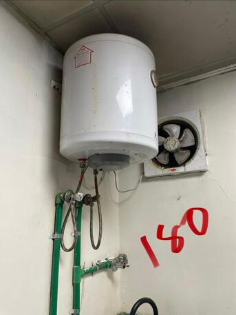 Al Malaz, Appliances, SAR 1,  THIS ITEMS FOR SALE...1.  NEW FRIDGE.. 2 AC..WASH MACHINE
