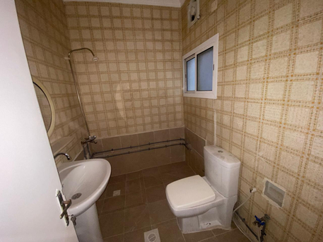 Manama, Apartments, Flats, Houses & Villas, BHD 200/month,  4 BR,  4 BHK APT For Rent At Duraz