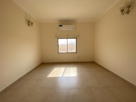 Barbar, Villas, BHD 800,  Spacious Villa | Large Private Garden