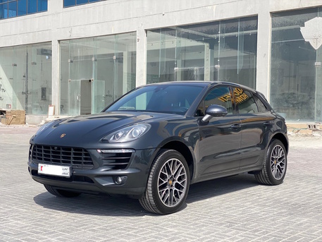 Manama, Vehicles, Cars & Trucks , BHD 7400,  Porsche Macan,  2018,  Automatic,  138000 KM,    (Grey)
