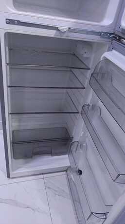 Al Jubail Al Balad, Household Items, SAR 700,  Refrigerator - Geepas 171-Liter Defrost Double-Door