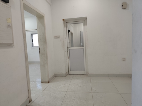 Manama, Apartments, Flats, Houses & Villas, BHD 180/year,  1 BR,  Sagaya:- Studio Flat On Rent With Ewa..