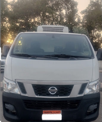 Manama, Vehicles, Cars & Trucks , Nissan NV3500,  2016,  Manual,  253000 KM,   Nissan Urvan