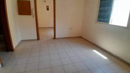 Manama, Apartments, Flats, Houses & Villas, BHD 120,  Ras Ruman:- Close To Nazih.  2Bhk Unfurnished Bd 120/- Without Ewa.(Slightly Negotiable)