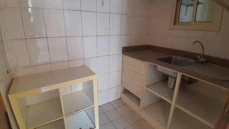Manama, Apartments, Flats, Houses & Villas, BHD 120,  Ras Ruman:- Close To Nazih.  2Bhk Unfurnished Bd 120/- Without Ewa.(Slightly Negotiable)