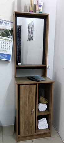 East Riffa, Furniture, BHD 15,  Dressing Table And Teapoy For Sale
