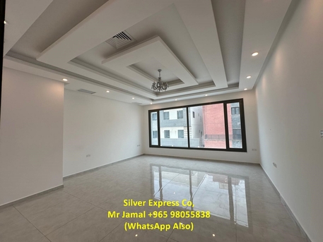Funaitees, Apartments, Flats, Houses & Villas, KWD 900/month,  3 BR,  300 Sq. Meter,  3 Master Bedroom Floor With Balcony For Rent In Finatees.