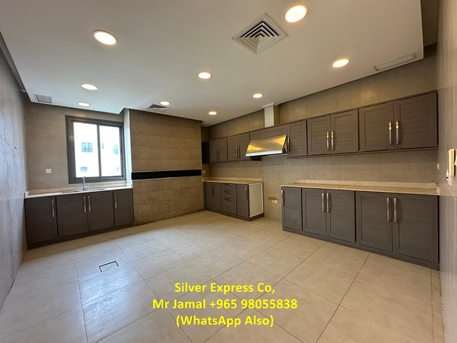 Funaitees, Apartments, Flats, Houses & Villas, KWD 900/month,  3 BR,  300 Sq. Meter,  3 Master Bedroom Floor With Balcony For Rent In Finatees.