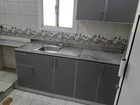 Salmaniya, Apartments, Flats, Houses & Villas, BHD 160/month,  1 BR,  90 Sq. Meter,  1 Bhk Unfurnished Flat Available With Ewa In Salmaniya Call Aleena