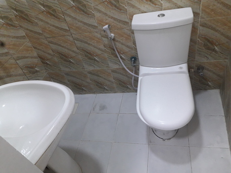 Salmaniya, Apartments, Flats, Houses & Villas, BHD 160/month,  1 BR,  90 Sq. Meter,  1 Bhk Unfurnished Flat Available With Ewa In Salmaniya Call Aleena