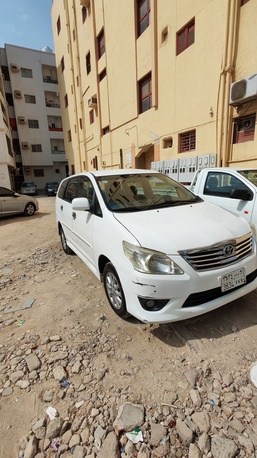 Jeddah, Vehicles, Cars & Trucks , SAR 27500,  Innova 2.7 Petrol,  2012,  Automatic,  593 KM,  Innova 2.7  SUV In Excellent Condition