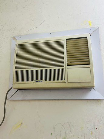 East Riffa, Air Conditioners, BHD 58,  Window A/c , 2 Ton. Excellent Condition. Pearl Company