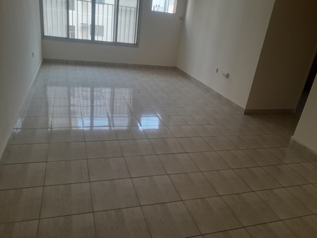 Salmaniya, Apartments, Flats, Houses & Villas, BHD 190/month,  2 BR,  120 Sq. Meter,  2 Bhk Unfurnished Flat Available In Salmaniya Call Aleena