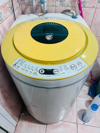 East Riffa, Furniture, BHD 28,  Washing Machine 8 Kg Top Load, Sharp Company
