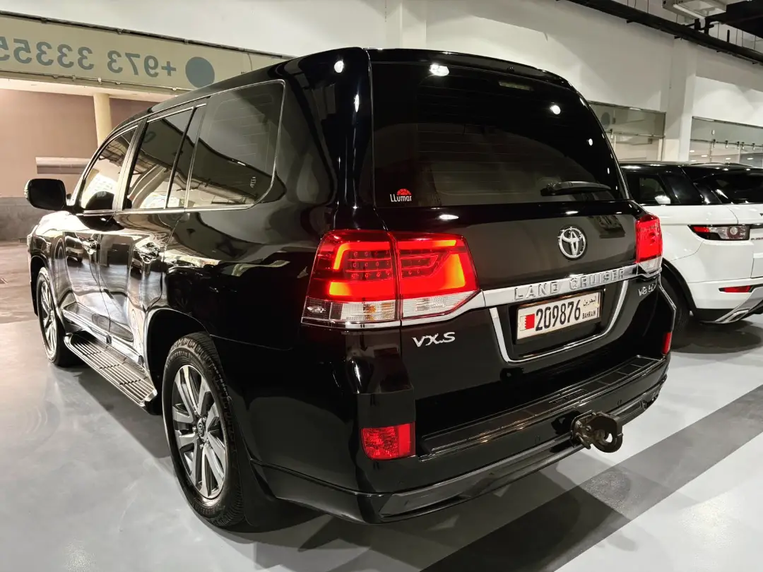Amwaj Islands, Vehicles, Cars & Trucks , BHD 19995,  Toyota Land Cruiser VX-S,  2018,  Automatic,  162 KM,    Fully Loaded V8 5.7L Naturally Aspirated