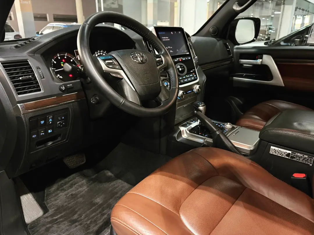 Amwaj Islands, Vehicles, Cars & Trucks , BHD 19995,  Toyota Land Cruiser VX-S,  2018,  Automatic,  162 KM,    Fully Loaded V8 5.7L Naturally Aspirated