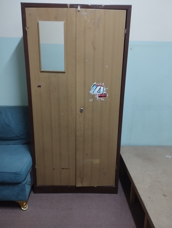 Riyadh, Household Items, SAR 250,  Iron Cupboard & Microwave