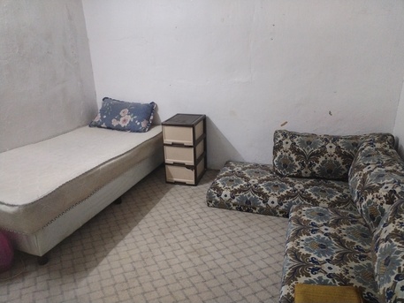 Riyadh, Housing Exchanges, SAR 400/month,  2 BR,  Bed Space Available For Rent Pakistani Or Indian(Non Smoker) Only Two Person In One Room