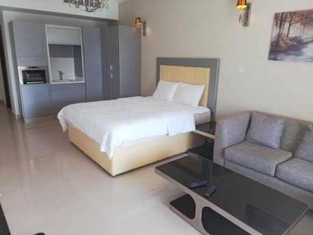 Amwaj Islands, Apartments, Flats, Houses & Villas, BHD 250/month,  1 BR,  Fully Furnished Studio Apartment In Amwaj With Balcony, Gym & Pool | BD 250 EWA