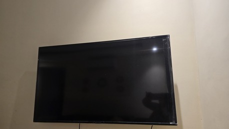 Riyadh, Appliances, SAR 800,  Samsung 49 Inch 4k Smart LED TV Like New