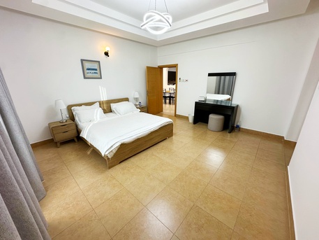 Amwaj Islands, Apartments, Flats, Houses & Villas, BHD 350/month,  2 BR,  Fully Furnished 2BHK Sea View Apartment In Amwaj | Balcony | Pool & Gym | 350 BD Inclusive