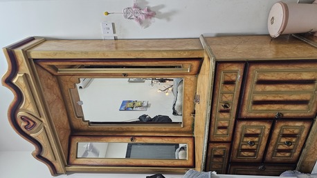 Manama, Furniture, BHD 20,  Dresser Table With Mirrors