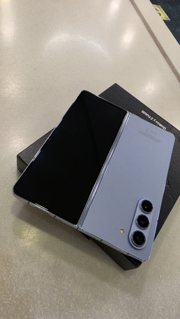 Dammam, Mobile Phones, SAR 2300,  Galaxy Fold 5 512 GB New Condition