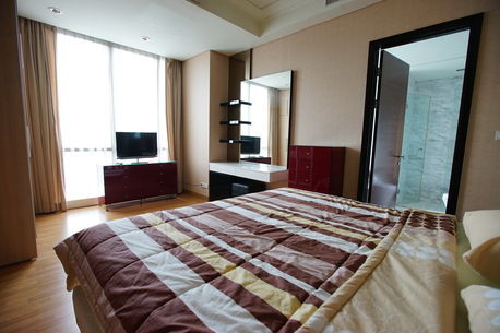 Jakarta, Apartments, Flats, Houses & Villas, IDR 25/month,  Furnished,  3 BR,  156 Sq. Meter,  Luxury Apartment For Rent