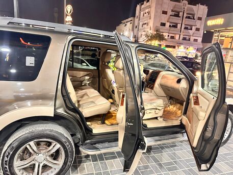 Jeddah, Vehicles, Cars & Trucks , SAR 15000,  FORD Explorer 2008 Model,  2008,  Automatic,  192055 KM,