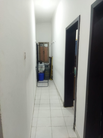 Salmaniya, Apartments, Flats, Houses & Villas, BHD 170/month,  1 BR,  1BHK SEMI FURNISHED - UNLIMITED EWA