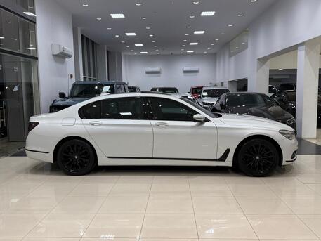 Manama, Vehicles, Cars & Trucks , BHD 8900,  Bmw 750,  2016,  Automatic,  85200 KM,  LI  (White)
