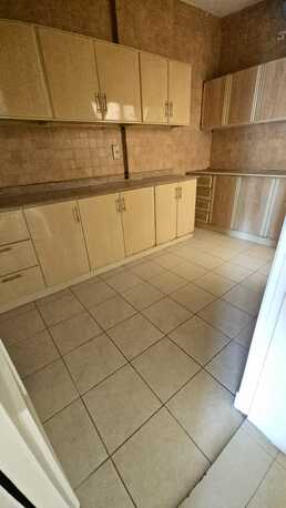 Adliya, Apartments, Flats, Houses & Villas, BHD 270/month,  3 BR,  3 Bedroom Unfurnished Flat For Rent Without Ewa