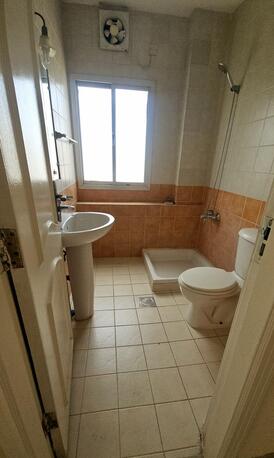 Adliya, Apartments, Flats, Houses & Villas, BHD 270/month,  3 BR,  3 Bedroom Unfurnished Flat For Rent Without Ewa