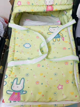East Riffa, Baby & Kid Stuff, BHD 4,  Baby Carrying Bed