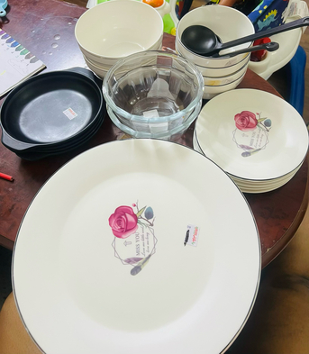 East Riffa, Household Items, BHD 6,  Glass Plates And Bowls