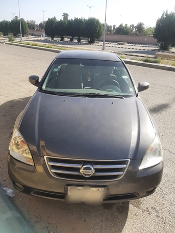 Jubail, Vehicles, Cars & Trucks , SAR 10000,  Nissan Altima,  2006,  Automatic,  300000 KM,   Negotiable